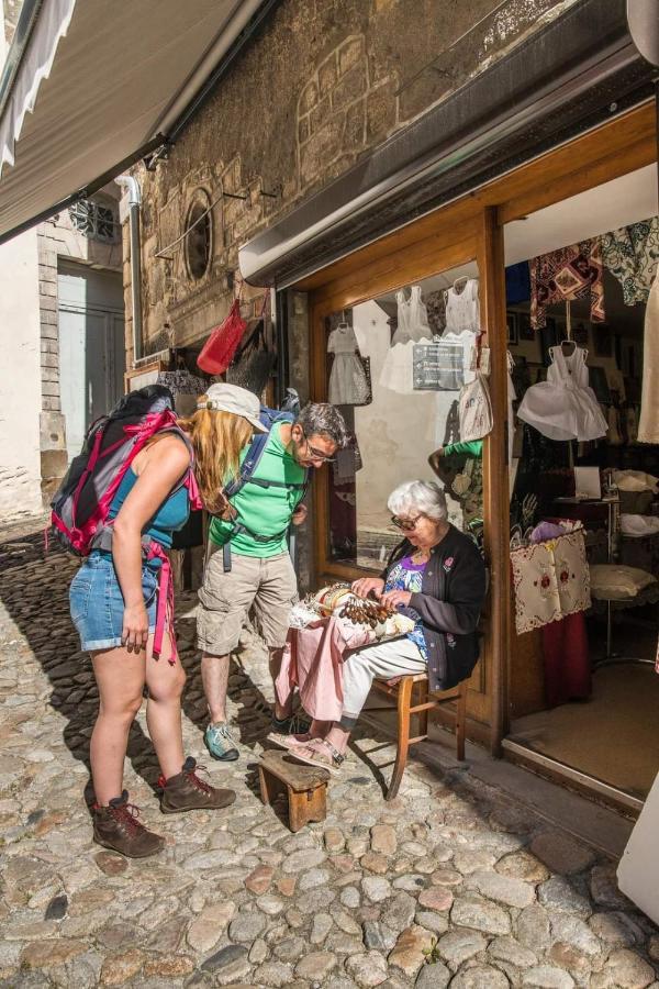 Maison Au Loup - Superbe Ancien Hotel Particulier Du Xvie Siecle Au Coeur De La Vieille Ville Du Puy Le Puy-en-Velay Kültér fotó