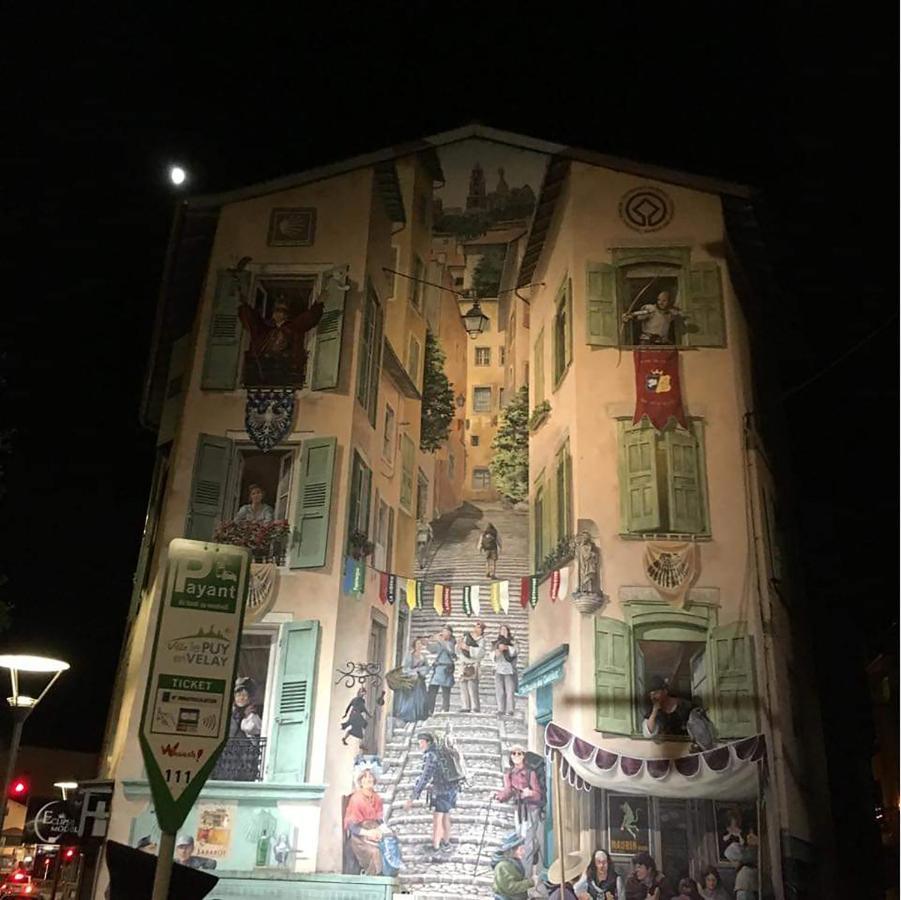 Maison Au Loup - Superbe Ancien Hotel Particulier Du Xvie Siecle Au Coeur De La Vieille Ville Du Puy Le Puy-en-Velay Kültér fotó